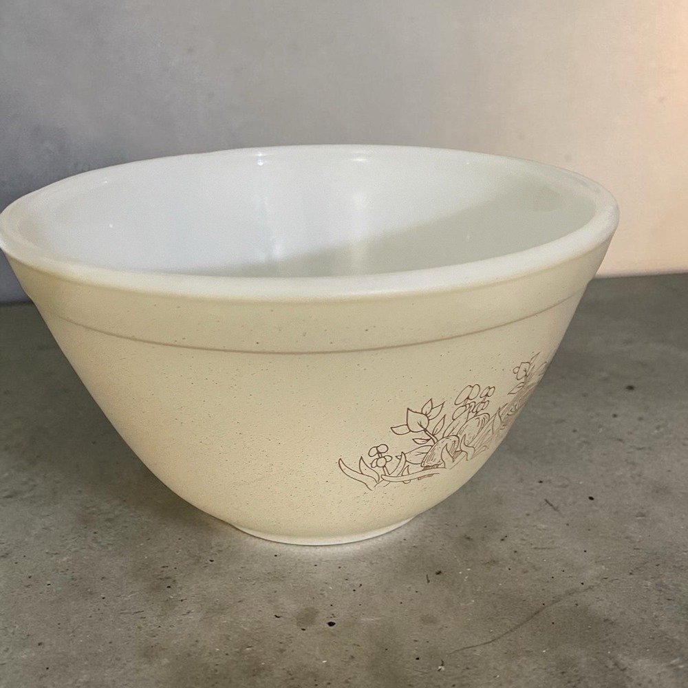 Vintage Pyrex 401 Forest Fancies Mushroom Nesting Mixing Bowl Corning 750ml - Picture 2 of 4